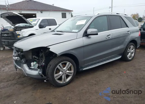 2015 Mercedes-Benz Ml 350 4Matic z USA, uszkodzony, nr VIN 4JGDA5HB5FA532683